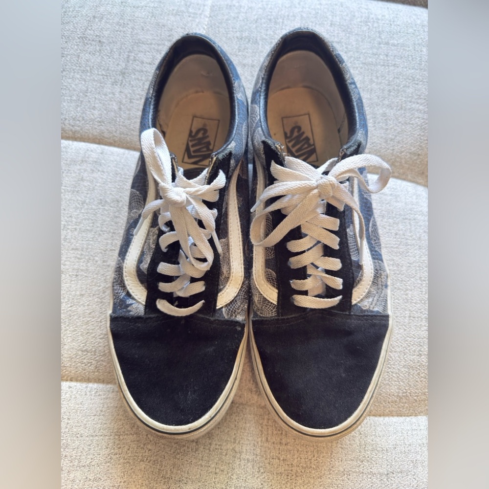 Men’s Shoes Size 11 VANS Old Skool Flash Skulls